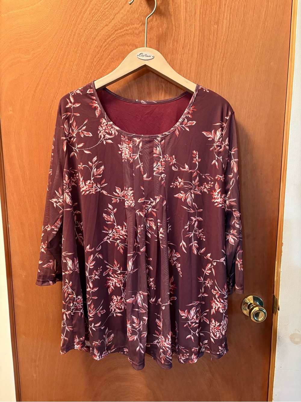 Pleated Scoop Neck Floral Tunic - Burgundy Floral